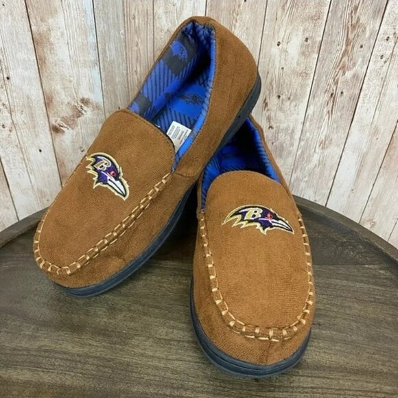 FOCO NFL Baltimore Ravens Team Logo Flannel Moccasin Slippers M NWT Mens - Picture 1 of 5
